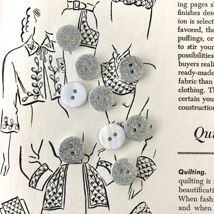 Bouton rond à paillettes - Argent