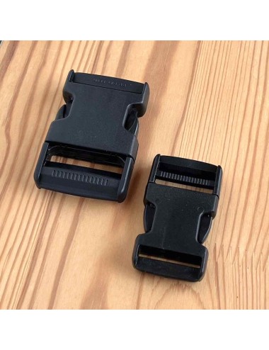 Plastic buckle clasps - Black