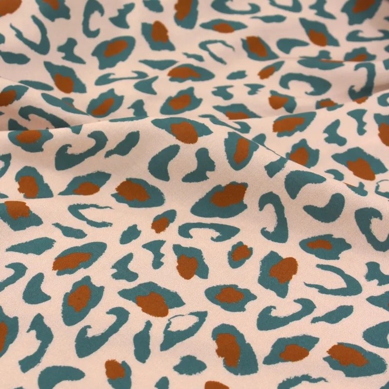 Viscose Bagheera Eucalyptus - Eglantine & Zoé Viscose Bagheera Eucalyptus - Eglantine & Zoé